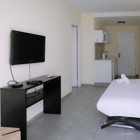 Rich Luxury Suites Eilat Exterior photo