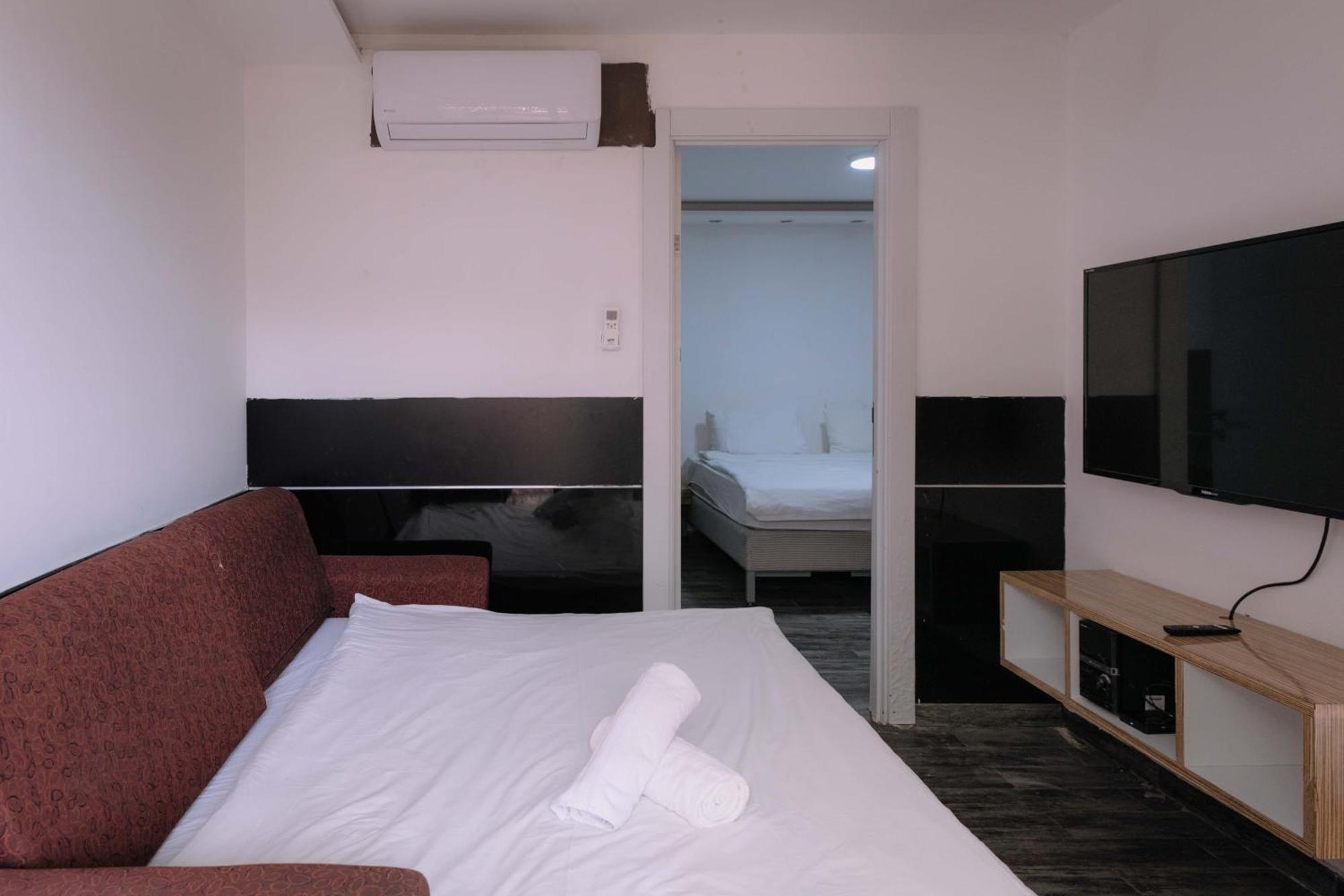 Rich Luxury Suites Eilat Exterior photo